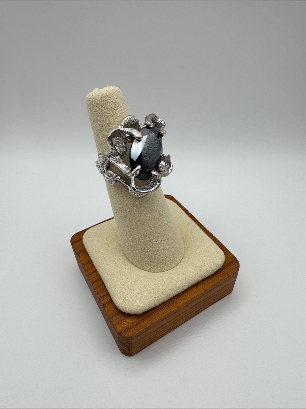 Vintage LIND 18K HGE Brutalist Nugget Cocktail Ring Size 5.5 Art Deco